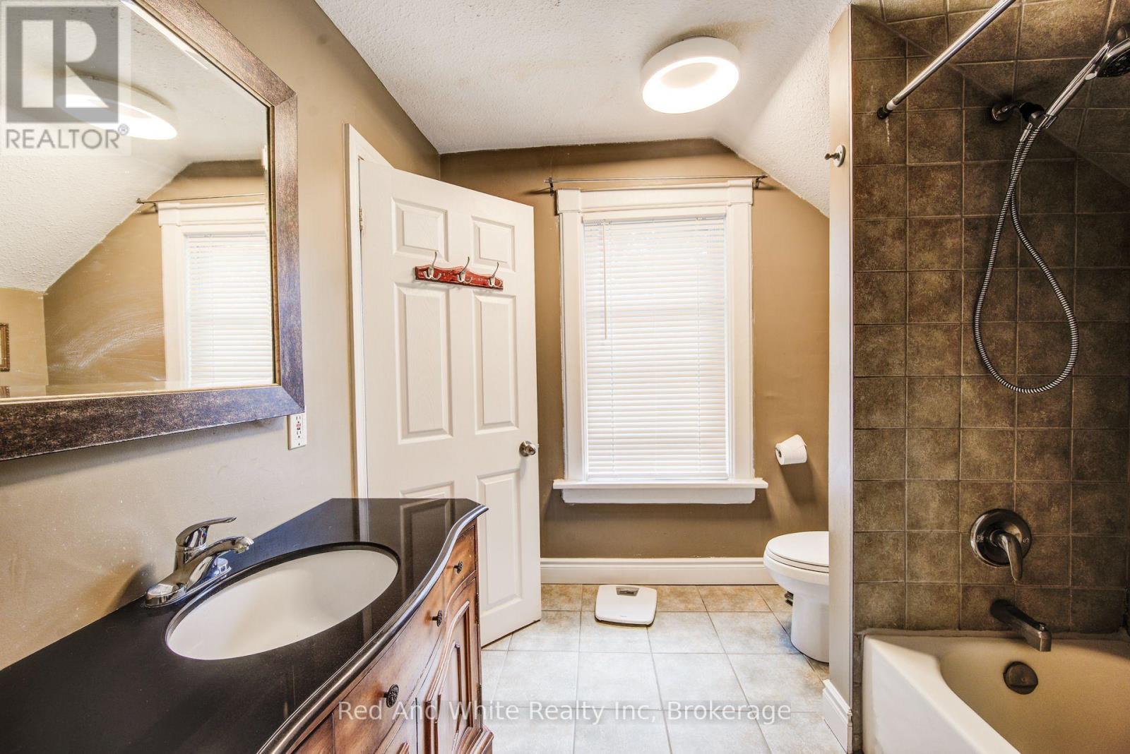 841 Duke Street, Cambridge, Ontario  N3H 3T8 - Photo 23 - X13443362