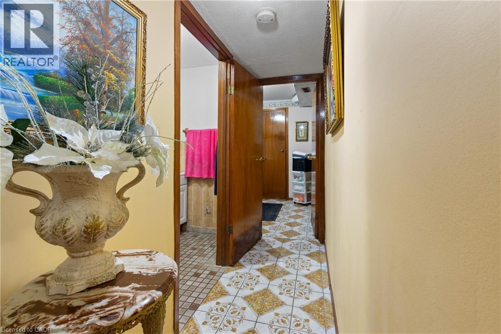 202 Ray Street N, Hamilton, Ontario  L8R 2Y2 - Photo 33 - 40838049