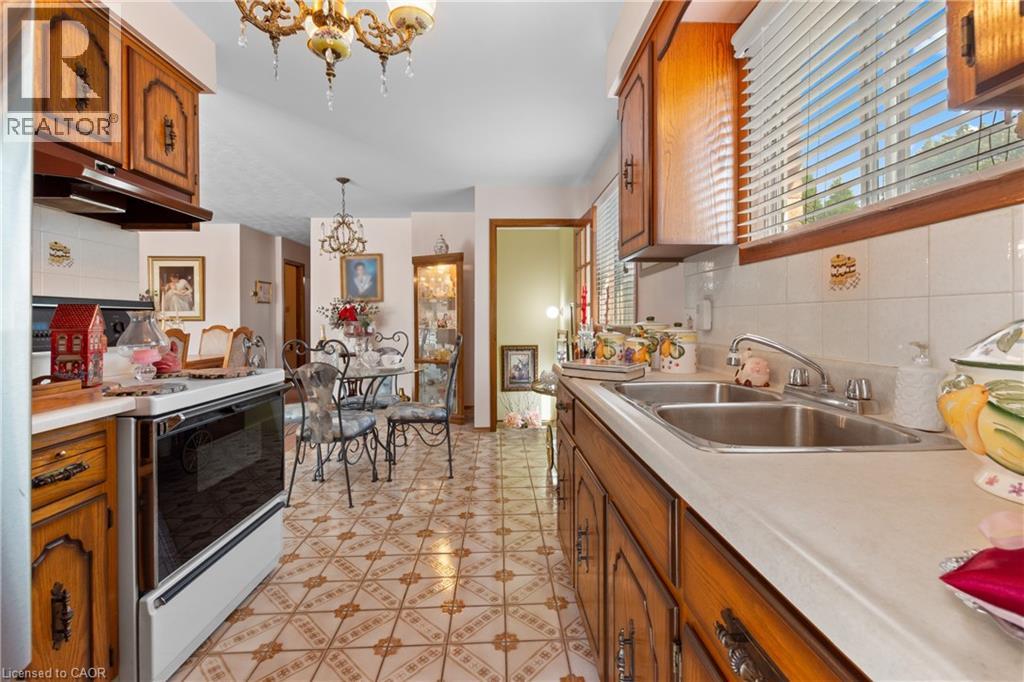 202 Ray Street N, Hamilton, Ontario  L8R 2Y2 - Photo 9 - 40838049
