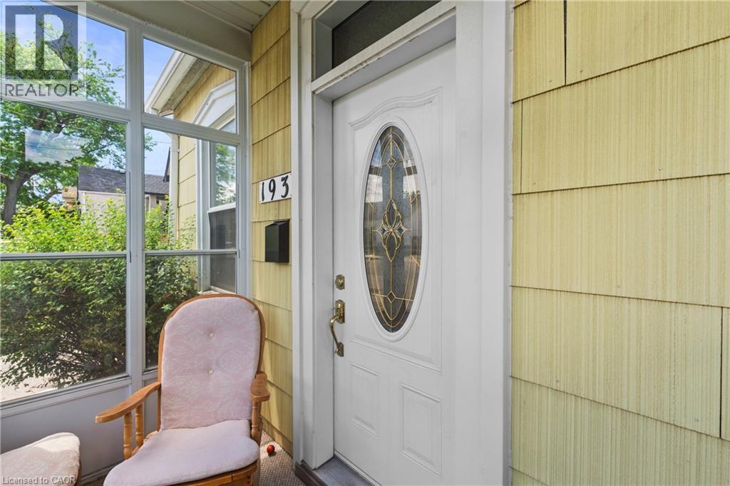 193 Locke Street N, Hamilton, Ontario  L8R 3B1 - Photo 4 - 40836971