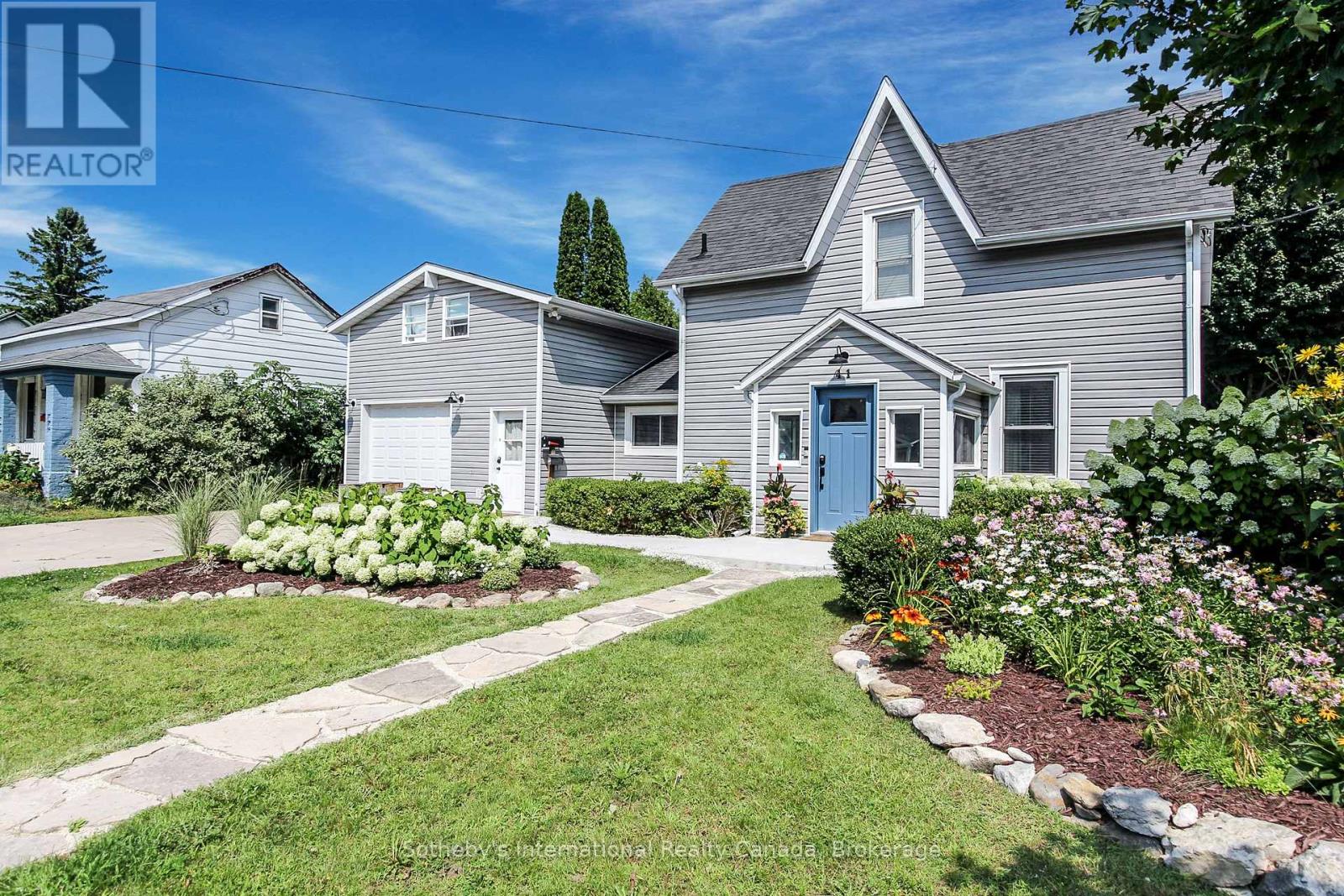 41 Market Street, Collingwood, Ontario  L9Y 3M5 - Photo 2 - S13443666