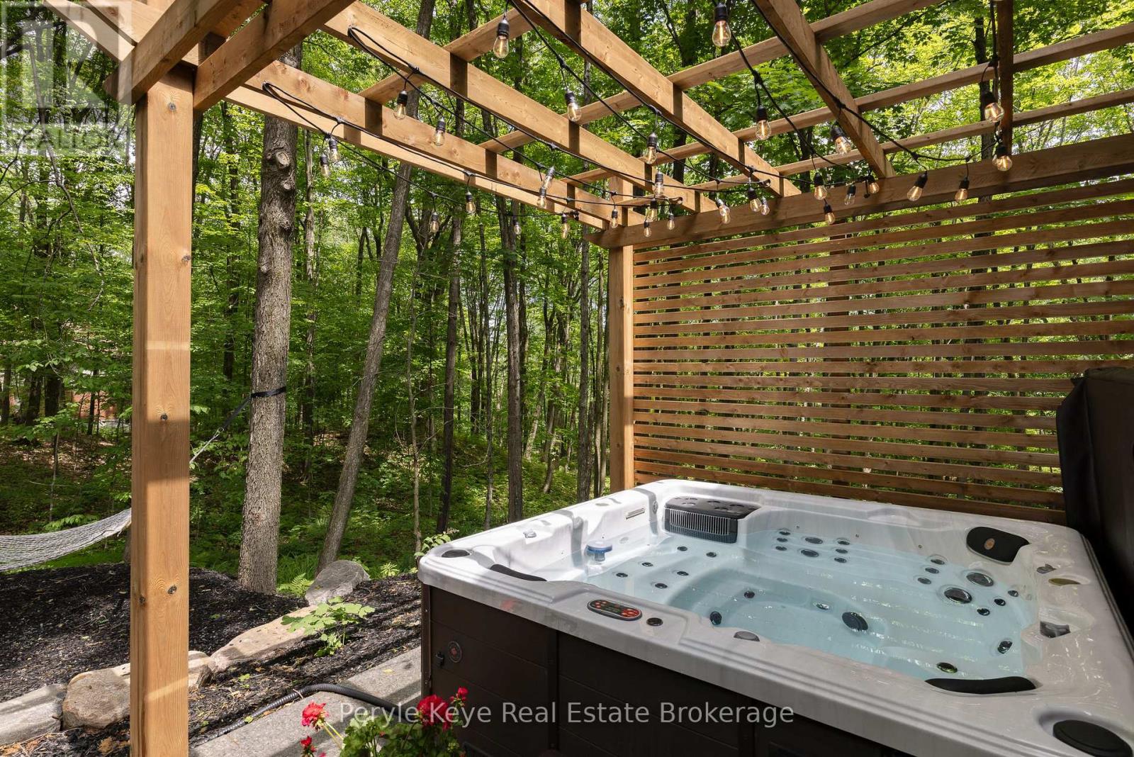 74 Woodland Drive, Bracebridge, Ontario  P1L 1M2 - Photo 7 - X13443628