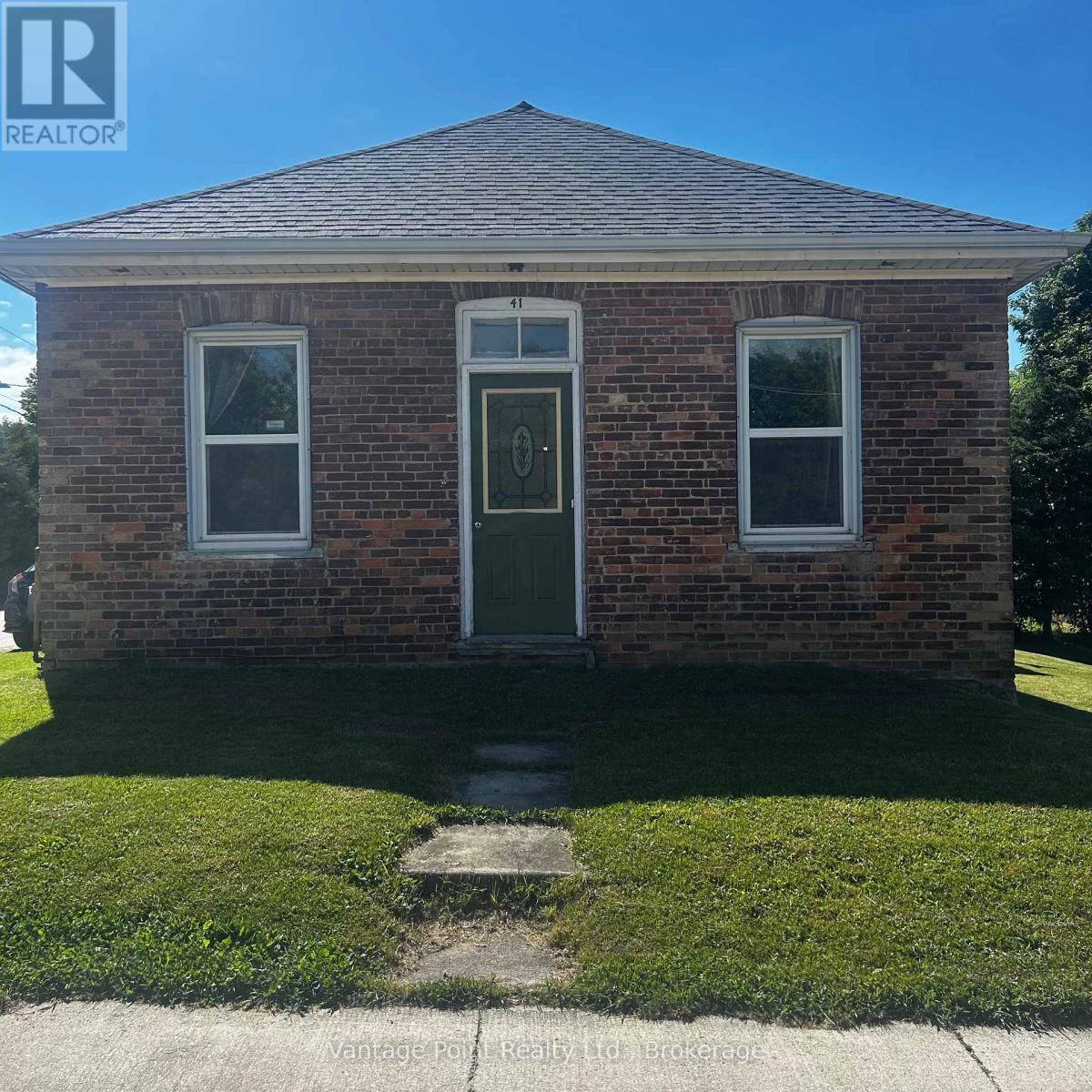 41 Collingwood Street, Grey Highlands, Ontario  N0C 1E0 - Photo 2 - X13443634