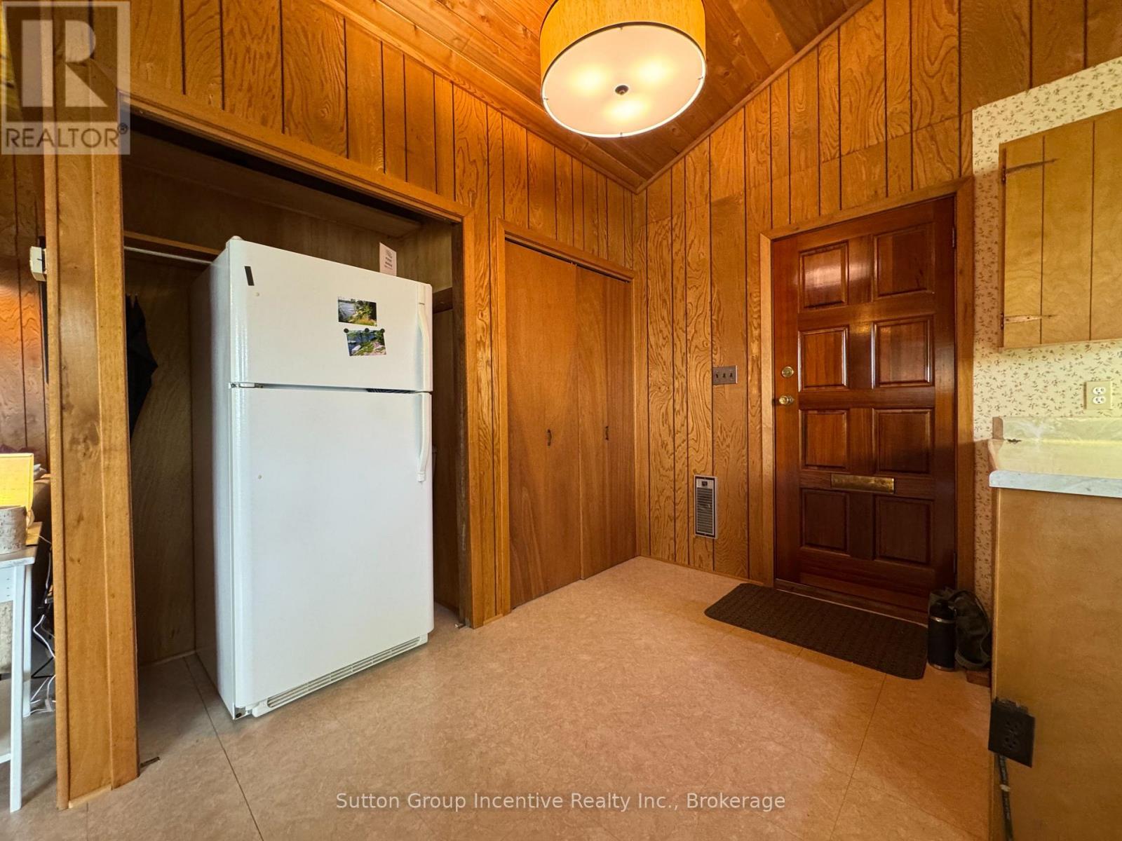 1017 Goldfinch Court, Gravenhurst, Ontario  P0E 1G0 - Photo 20 - X13443636