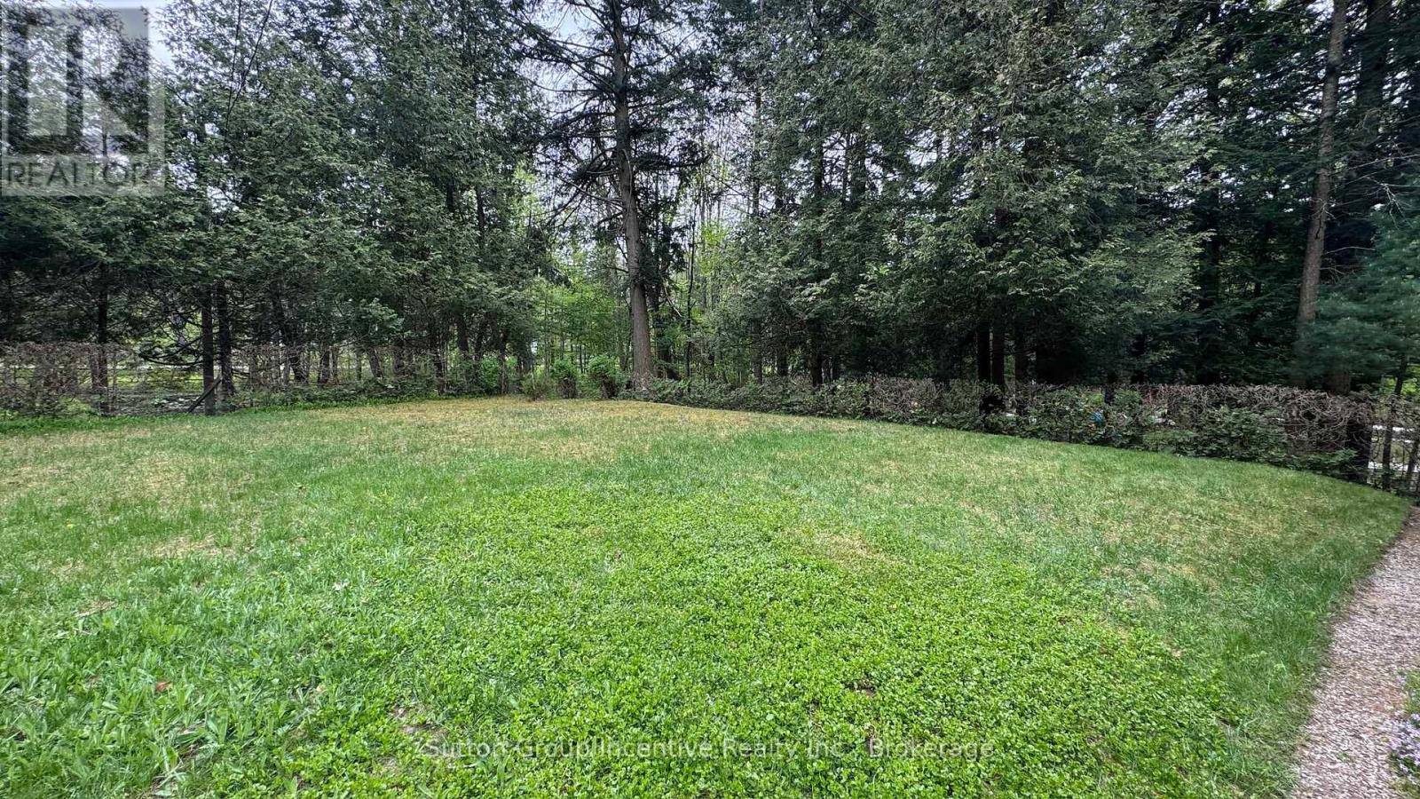 1017 Goldfinch Court, Gravenhurst, Ontario  P0E 1G0 - Photo 22 - X13443636