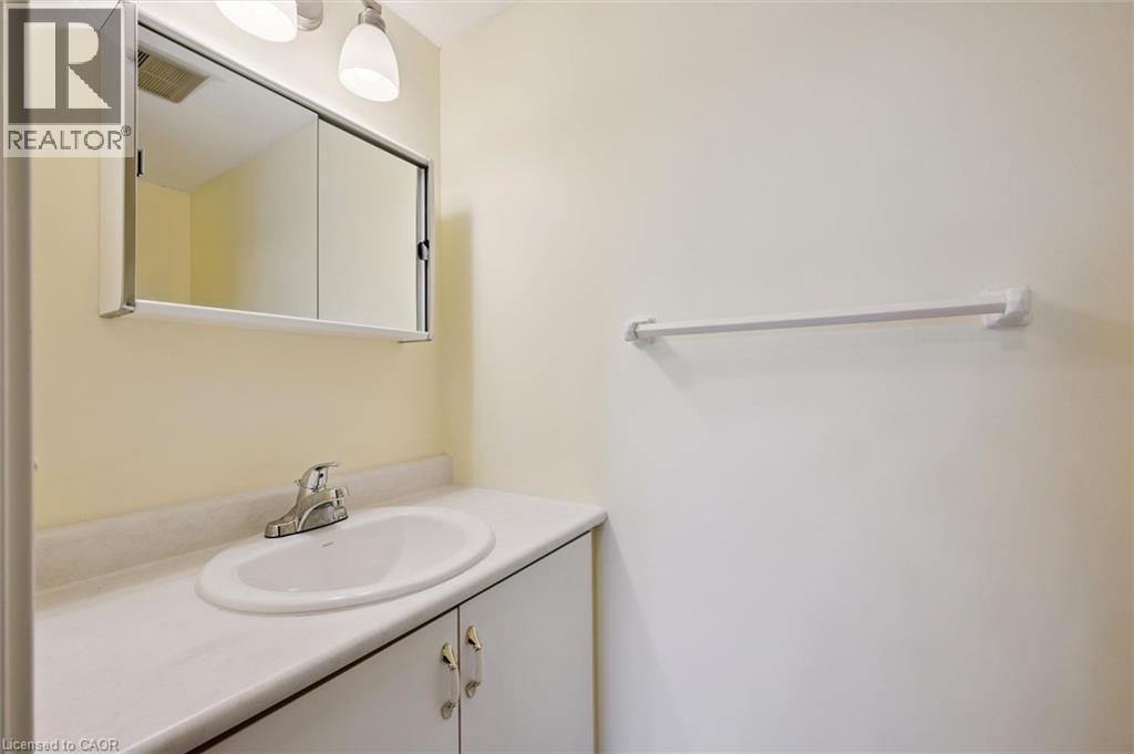 65 Westmount Road Unit# 211, Waterloo, Ontario  N2L 5G6 - Photo 34 - 40838098