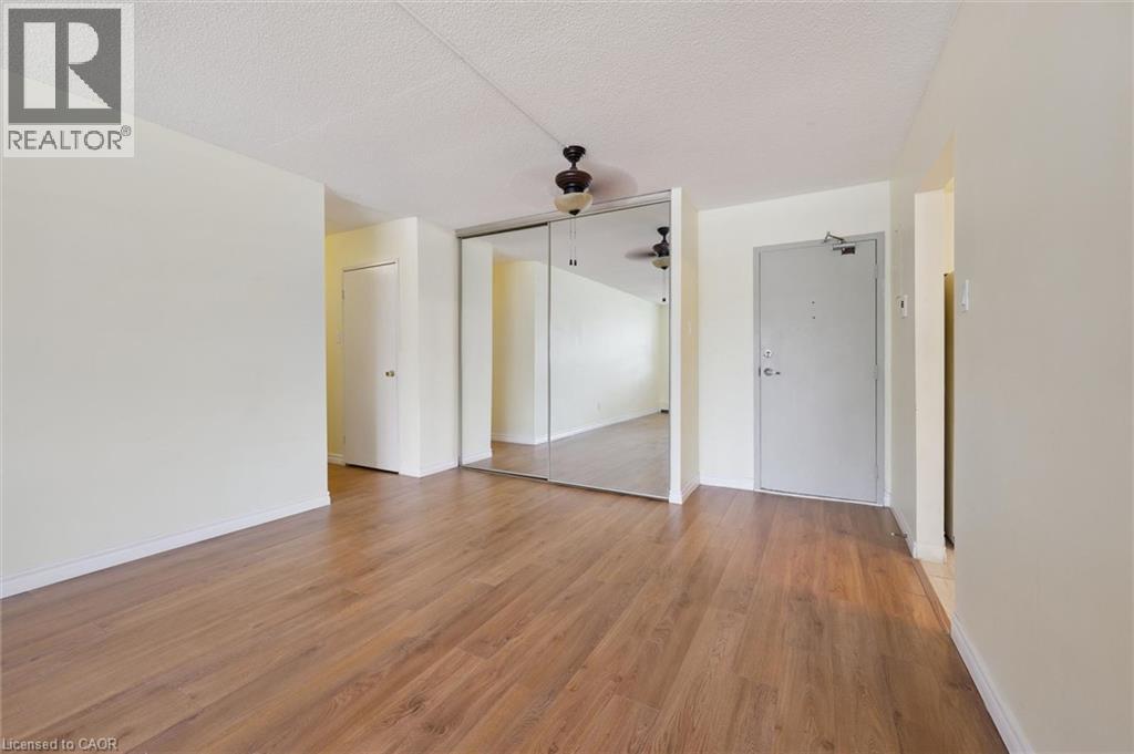 65 Westmount Road Unit# 211, Waterloo, Ontario  N2L 5G6 - Photo 6 - 40838098