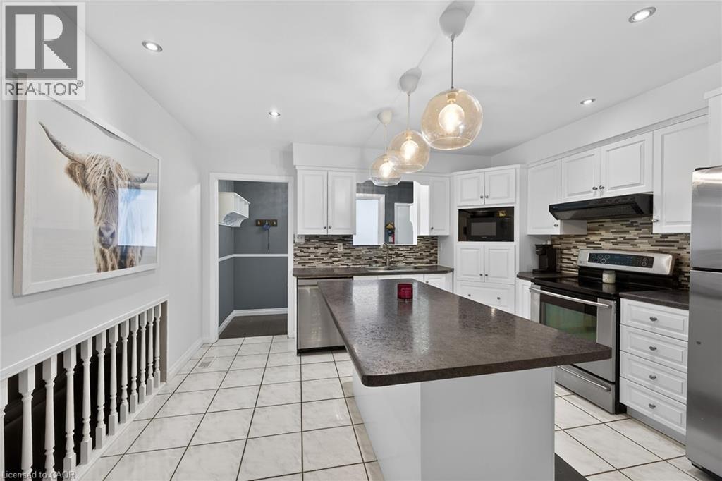 25 Inverness Avenue, Hamilton, Ontario  L9C 1A1 - Photo 11 - 40839535