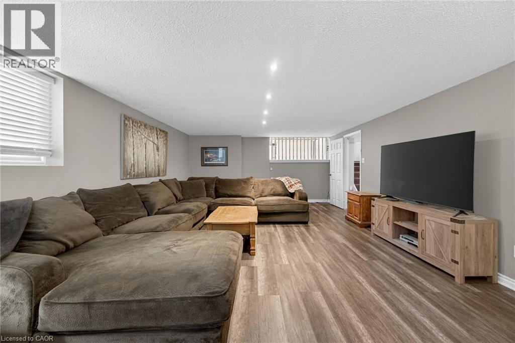 25 Inverness Avenue, Hamilton, Ontario  L9C 1A1 - Photo 30 - 40839535