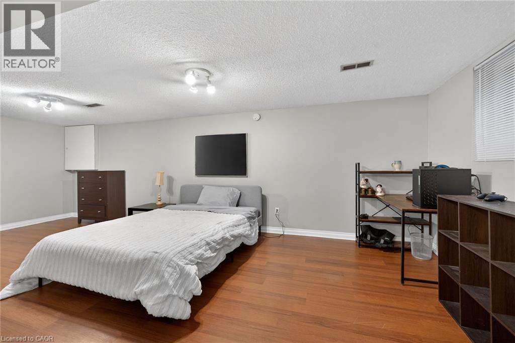 25 Inverness Avenue, Hamilton, Ontario  L9C 1A1 - Photo 34 - 40839535