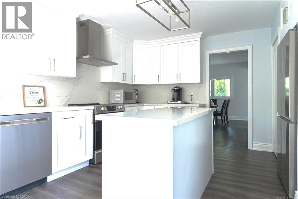 2390 Sinclair Circle, Burlington, Ontario  L7P 3C3 - Photo 16 - 40839736