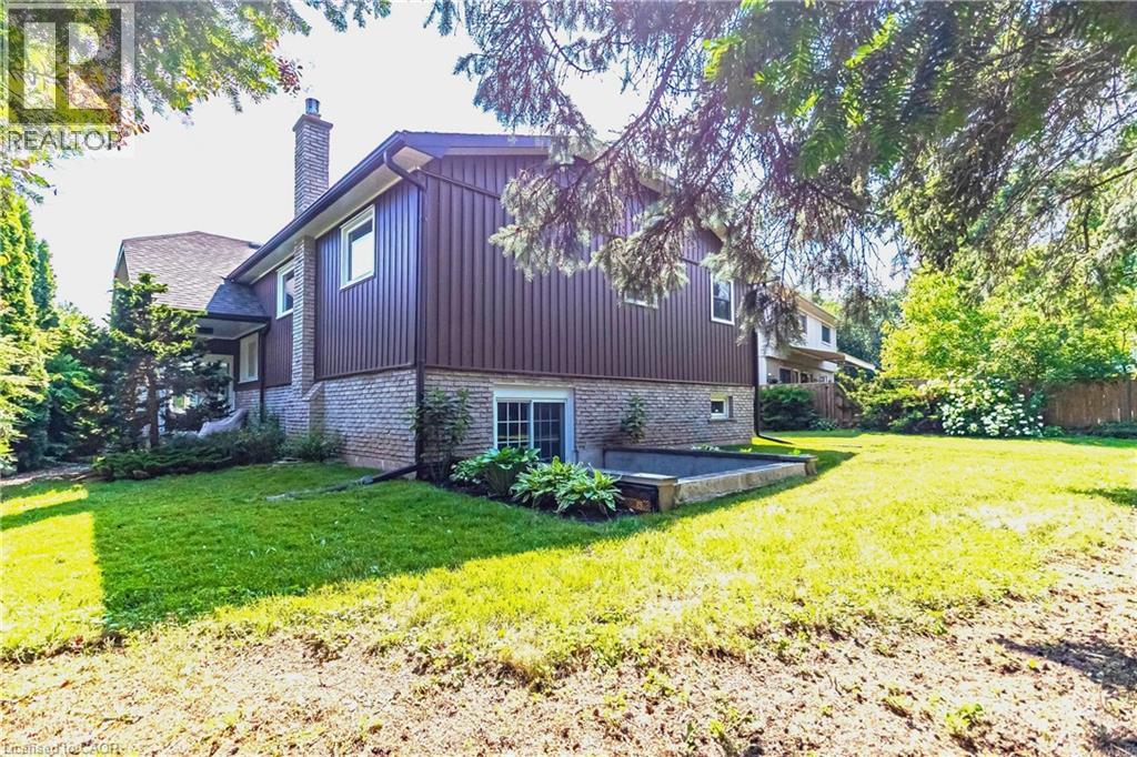2390 Sinclair Circle, Burlington, Ontario  L7P 3C3 - Photo 35 - 40839736