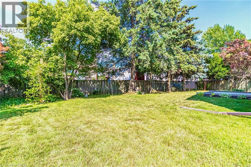 2390 Sinclair Circle, Burlington, Ontario  L7P 3C3 - Photo 36 - 40839736