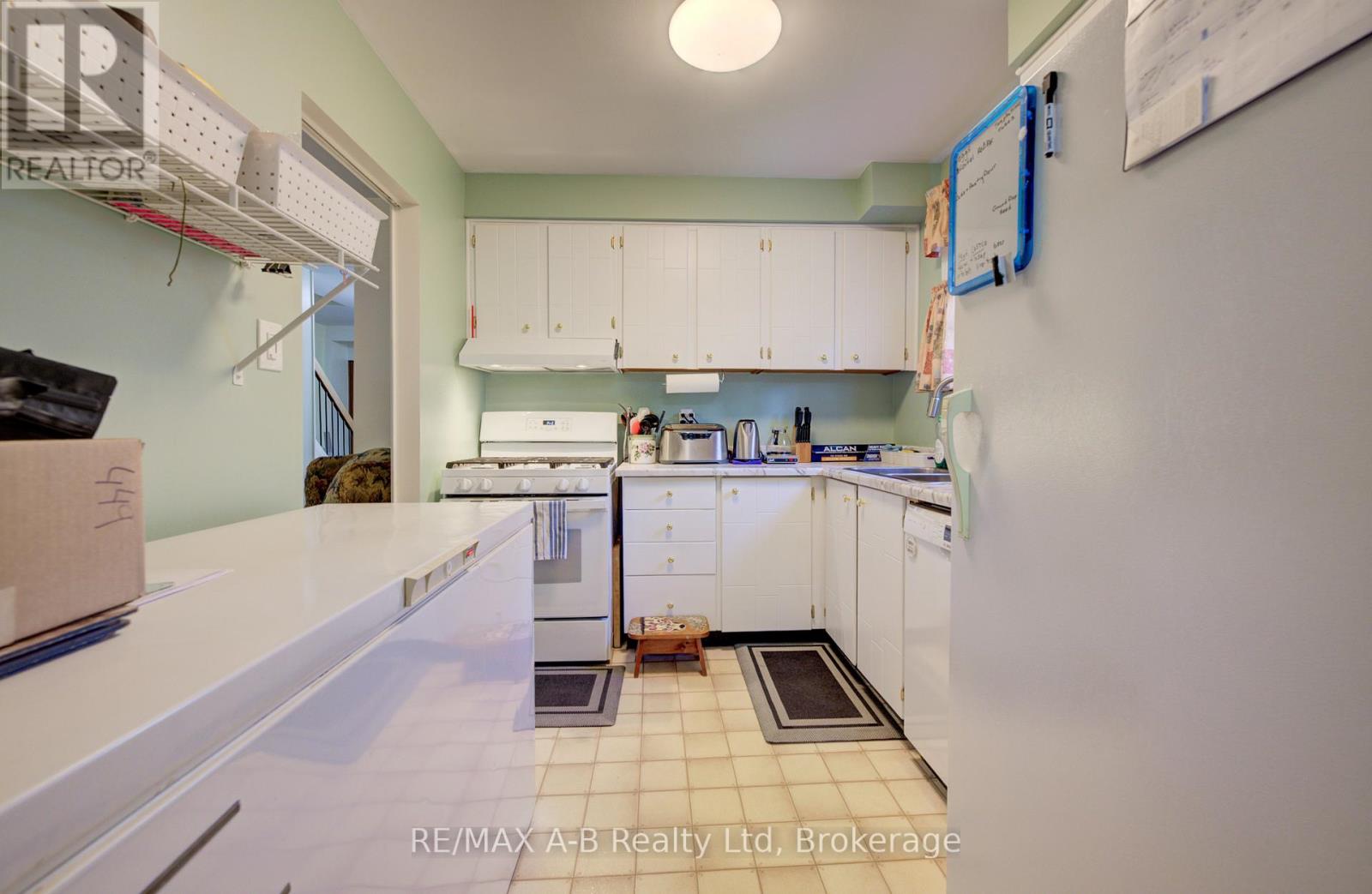 23 Galt Road, Stratford, Ontario  N5A 7J1 - Photo 12 - X13444386
