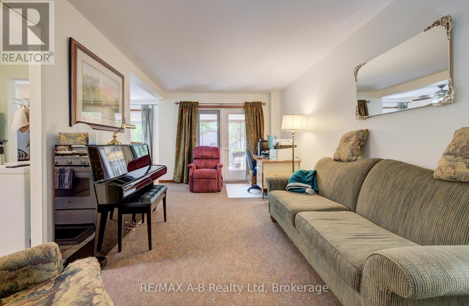 23 Galt Road, Stratford, Ontario  N5A 7J1 - Photo 7 - X13444386