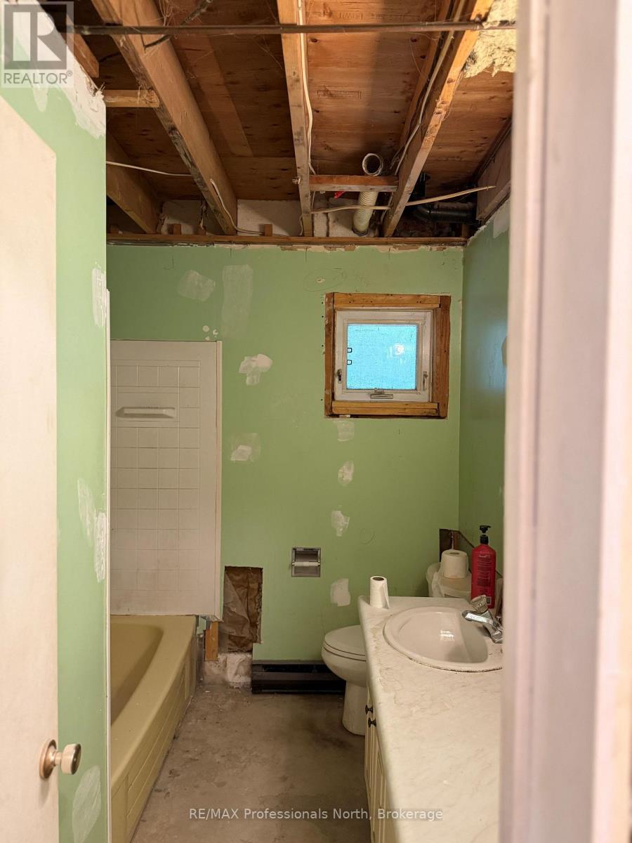 37 Spruce Drive S, Huntsville, Ontario  P0B 1L0 - Photo 21 - X13444428