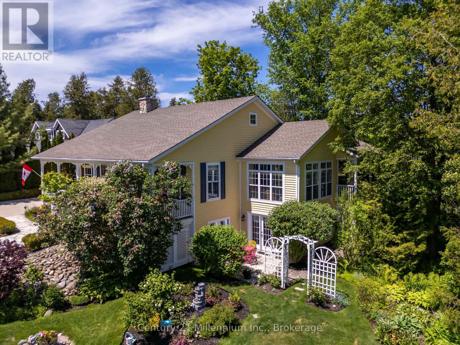 206 Beacon Lane, Saugeen Shores, Ontario  N0H 2L0 - Photo 2 - X13444434