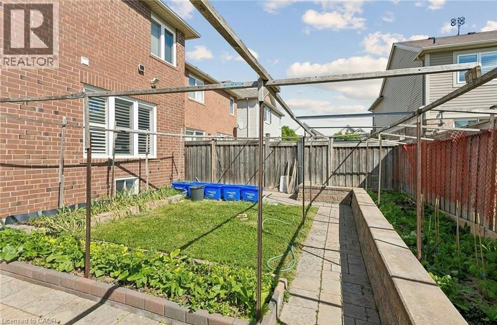 10 Klemscott Road, Brampton, Ontario  L7A 0P5 - Photo 34 - 40839689