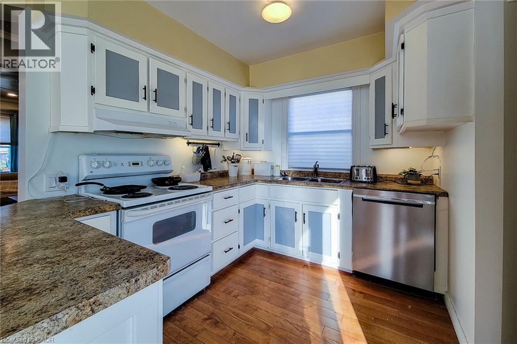 54 Eighth Avenue, Brantford, Ontario  N3S 1C3 - Photo 19 - 40839816