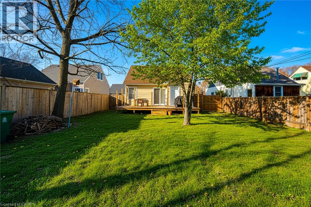 54 Eighth Avenue, Brantford, Ontario  N3S 1C3 - Photo 5 - 40839816