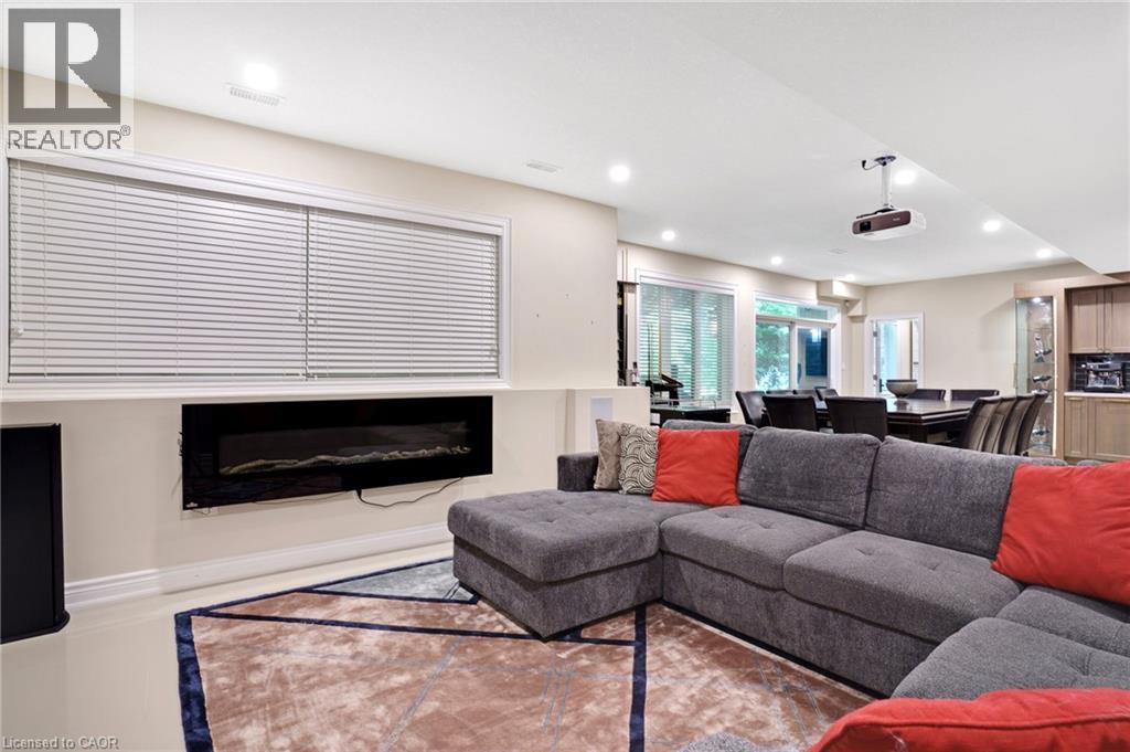 258 Edgewater Crescent Unit# 8, Kitchener, Ontario  N2A 4M2 - Photo 40 - 40839422