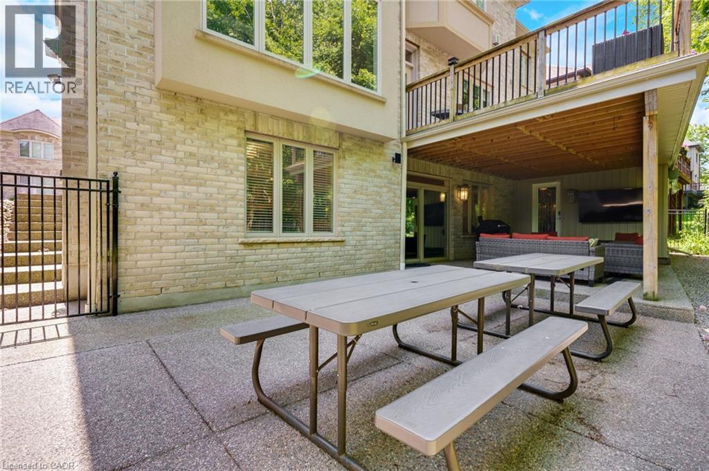 258 Edgewater Crescent Unit# 8, Kitchener, Ontario  N2A 4M2 - Photo 46 - 40839422