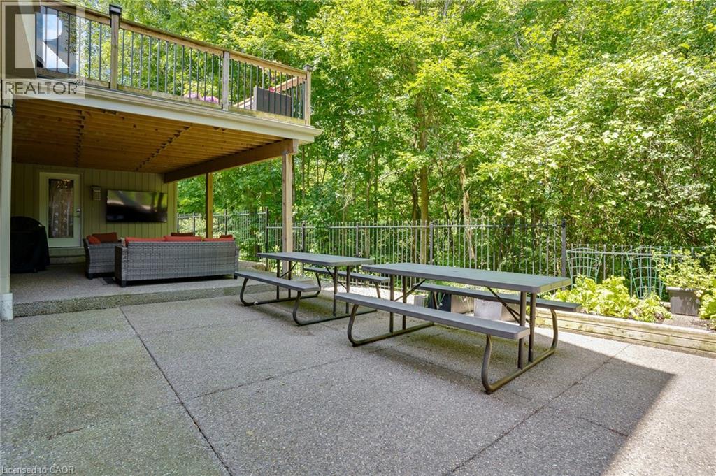 258 Edgewater Crescent Unit# 8, Kitchener, Ontario  N2A 4M2 - Photo 47 - 40839422