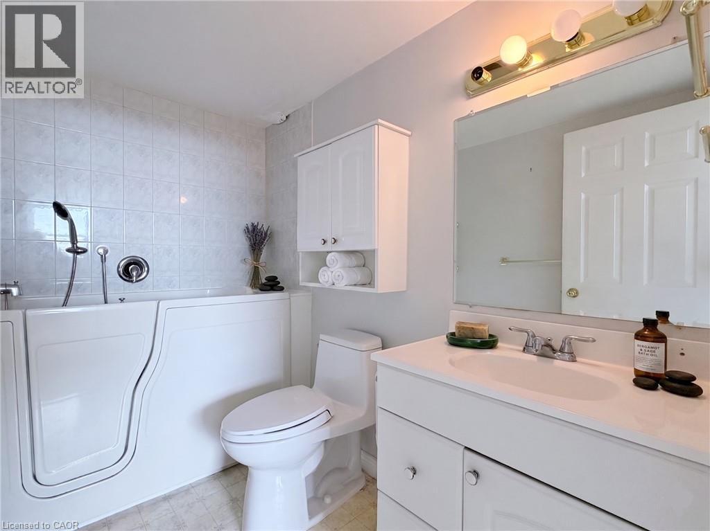 1415 Ghent Avenue Unit# 705, Burlington, Ontario  L7S 1X4 - Photo 13 - 40839133