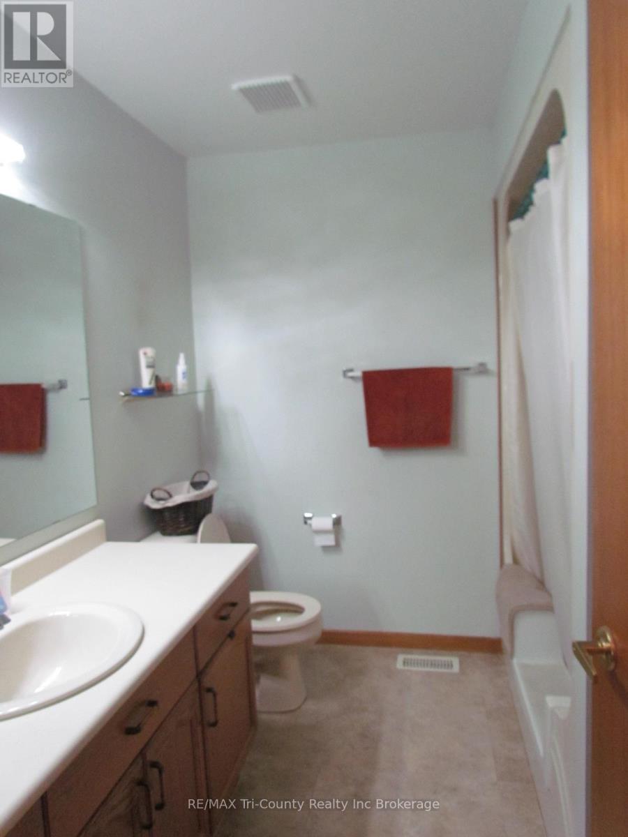 29 Beckett Boulevard, Tillsonburg, Ontario  N4G 5N1 - Photo 7 - X13444890