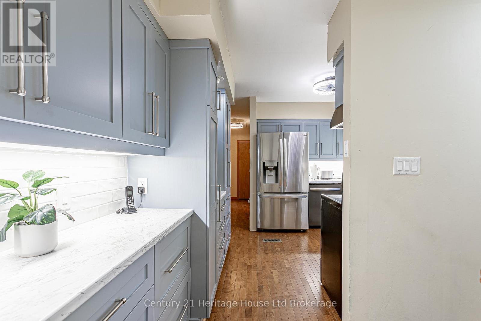 694 Queen Street, East Zorra-Tavistock, Ontario  N0J 1M0 - Photo 10 - X13445082