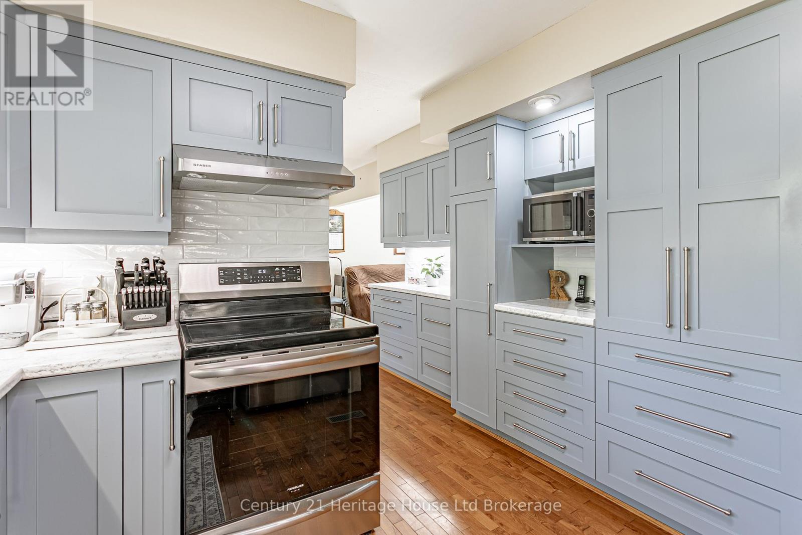 694 Queen Street, East Zorra-Tavistock, Ontario  N0J 1M0 - Photo 12 - X13445082