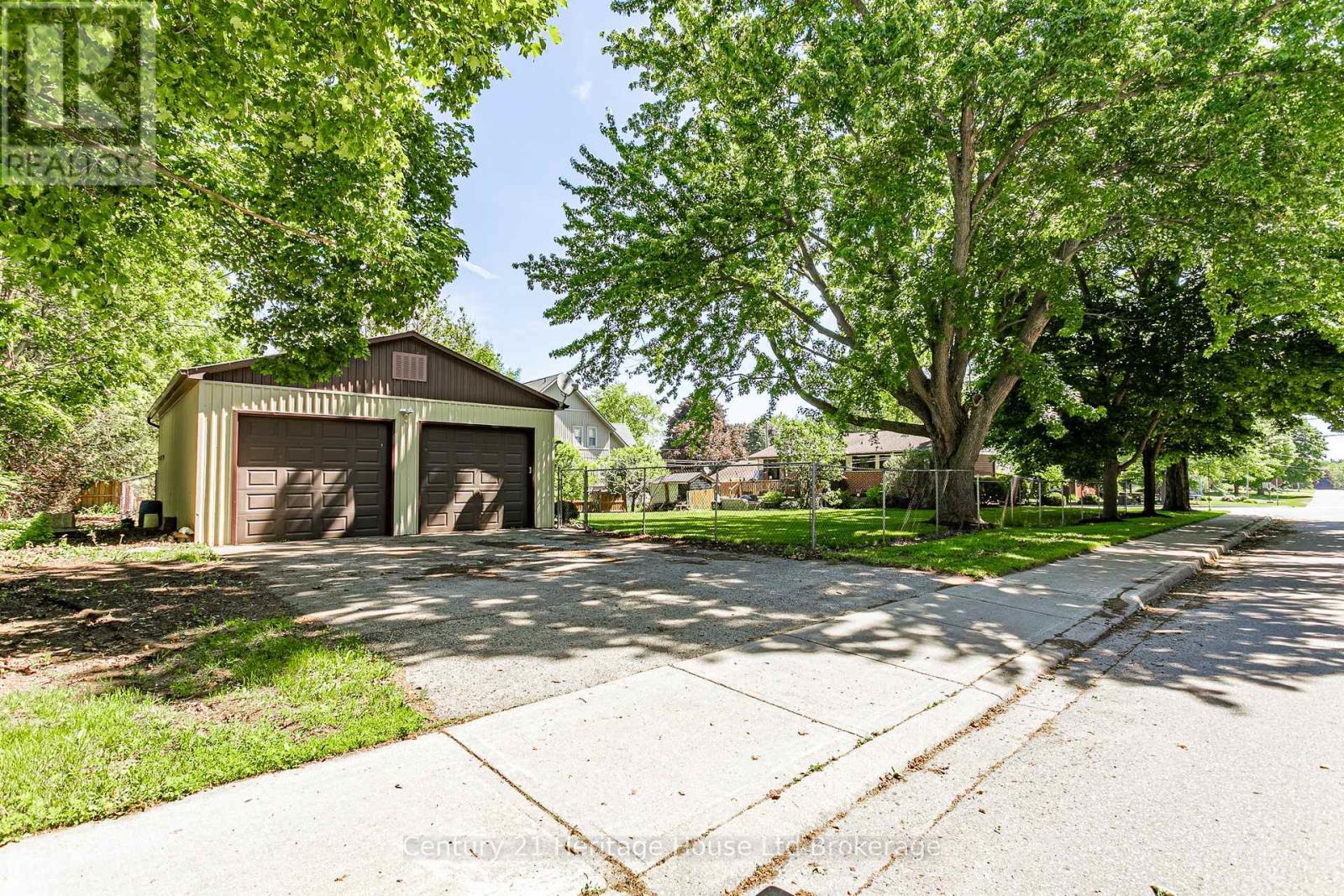 694 Queen Street, East Zorra-Tavistock, Ontario  N0J 1M0 - Photo 34 - X13445082