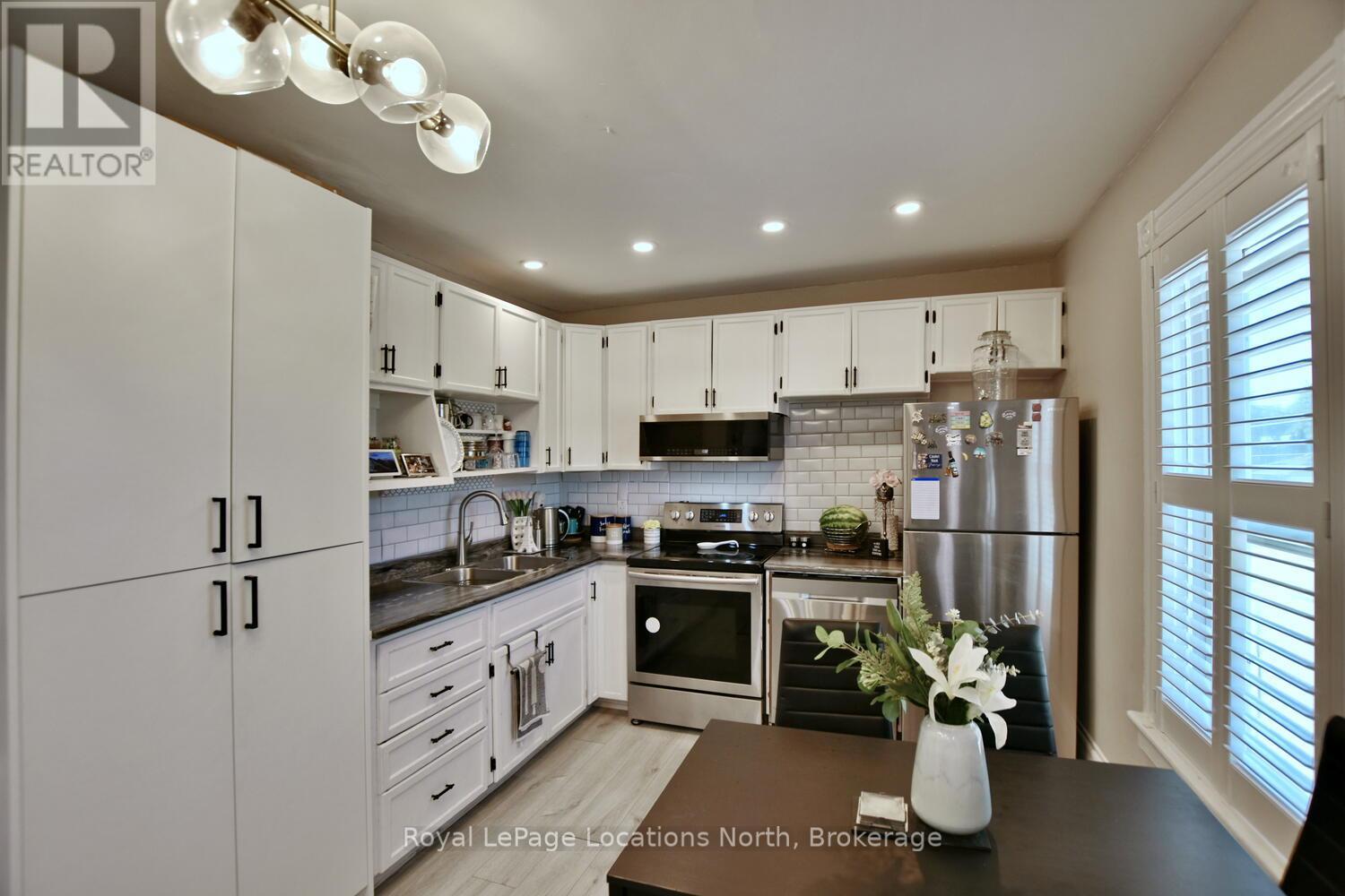 256 Ontario Street, Collingwood, Ontario  L9Y 1M9 - Photo 19 - S13444990