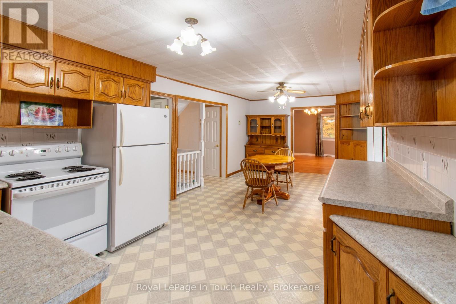 748 Overhead Bridge Road, Penetanguishene, Ontario  L9M 0V6 - Photo 10 - S13445186