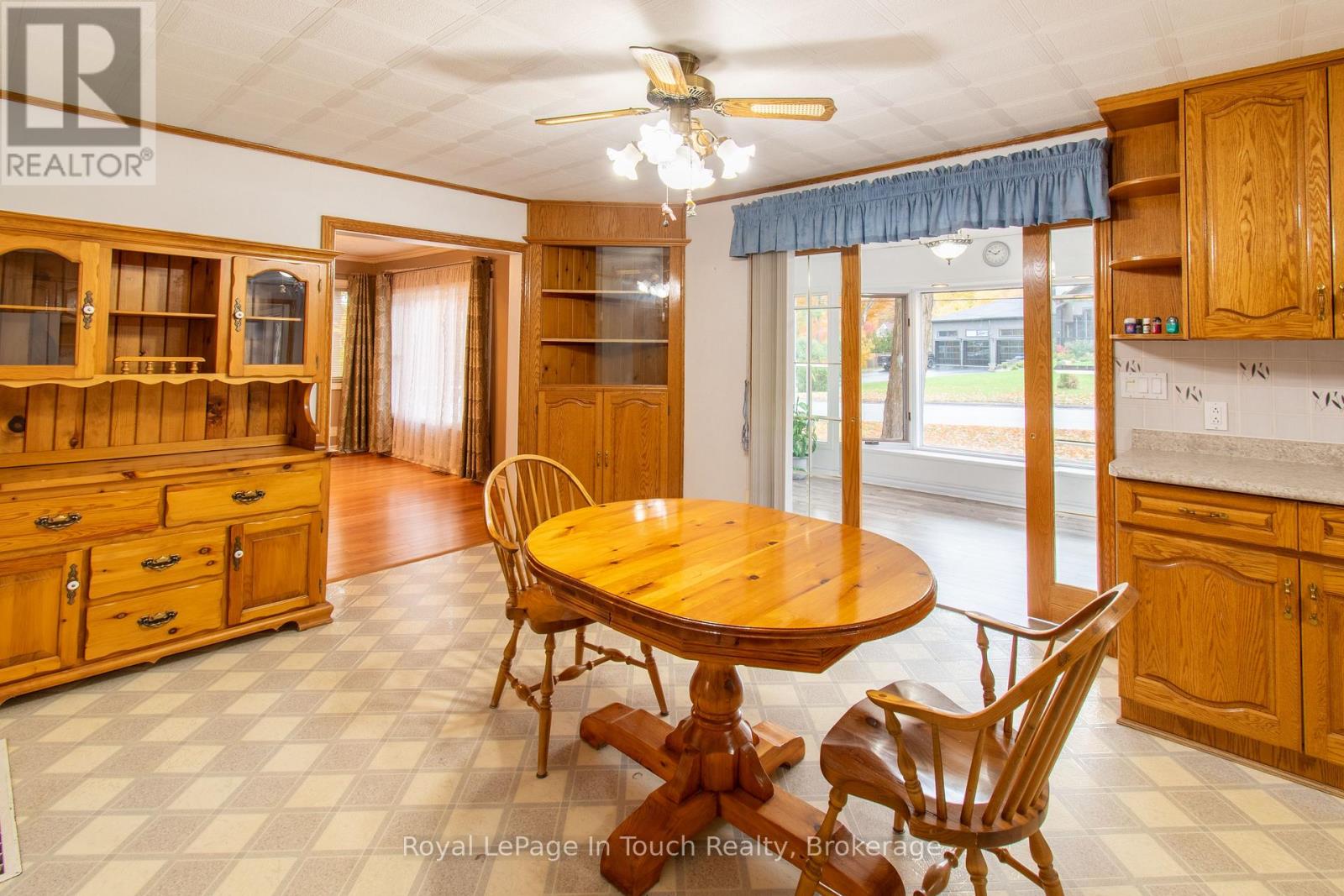 748 Overhead Bridge Road, Penetanguishene, Ontario  L9M 0V6 - Photo 11 - S13445186