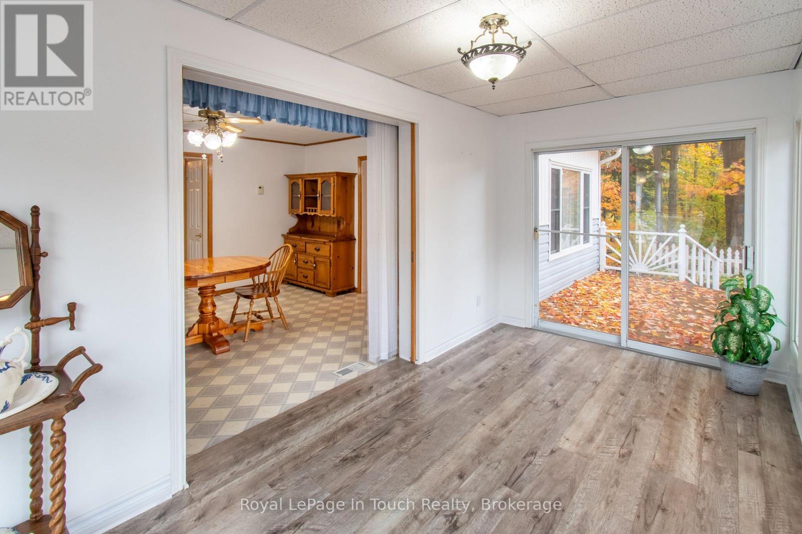 748 Overhead Bridge Road, Penetanguishene, Ontario  L9M 0V6 - Photo 12 - S13445186