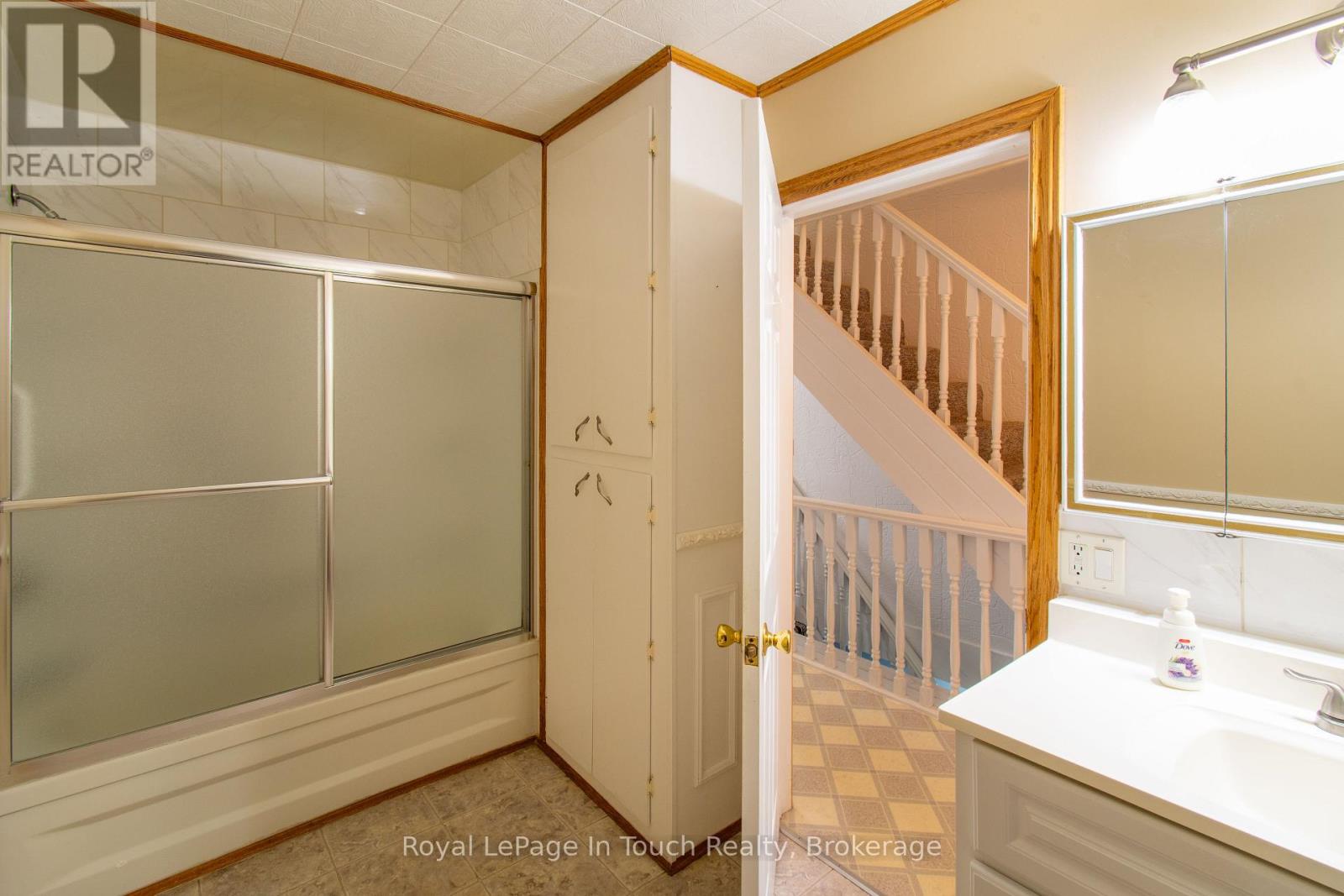 748 Overhead Bridge Road, Penetanguishene, Ontario  L9M 0V6 - Photo 14 - S13445186