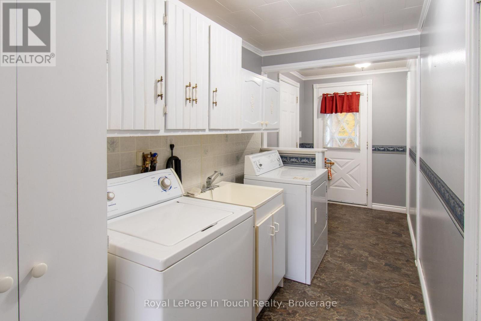 748 Overhead Bridge Road, Penetanguishene, Ontario  L9M 0V6 - Photo 21 - S13445186