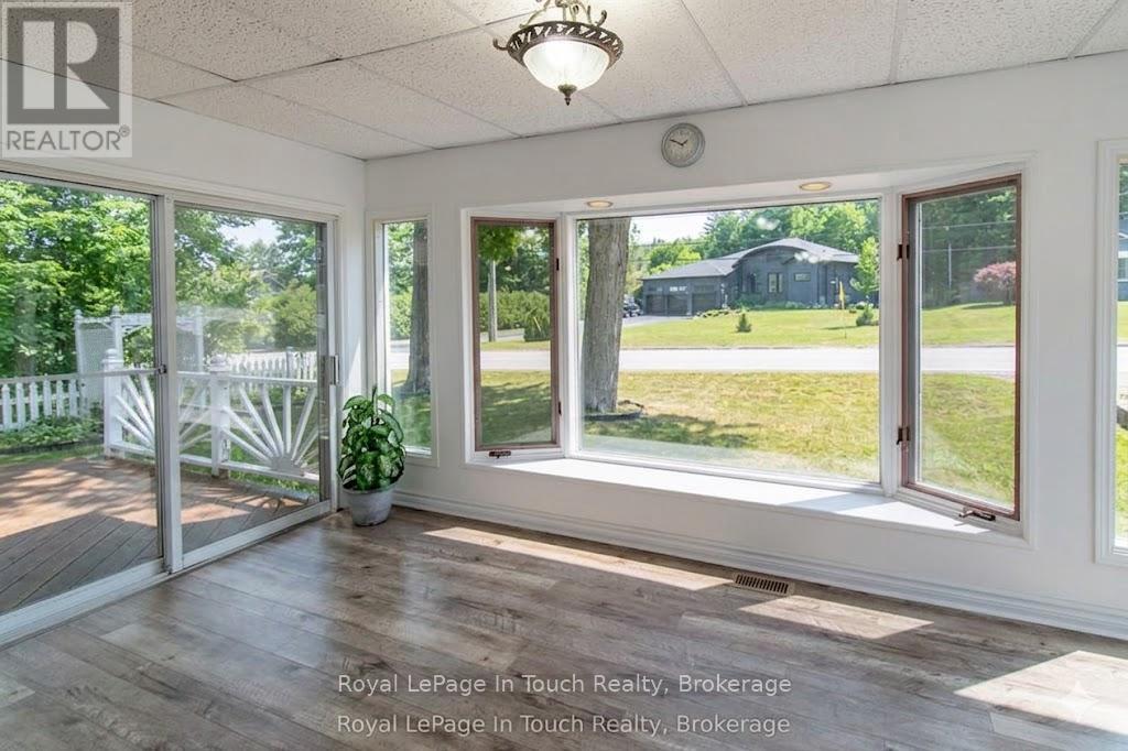 748 Overhead Bridge Road, Penetanguishene, Ontario  L9M 0V6 - Photo 3 - S13445186