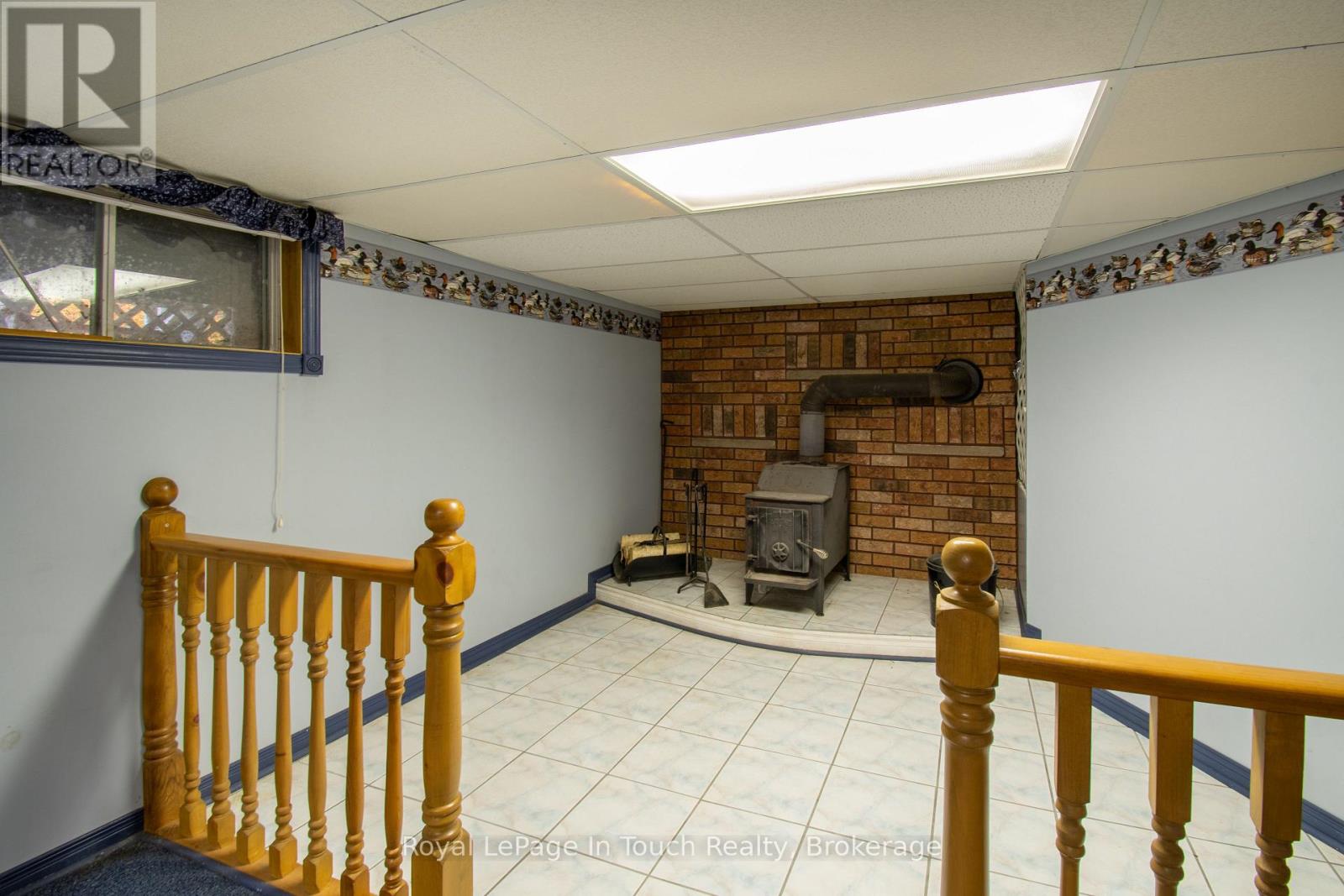 748 Overhead Bridge Road, Penetanguishene, Ontario  L9M 0V6 - Photo 32 - S13445186