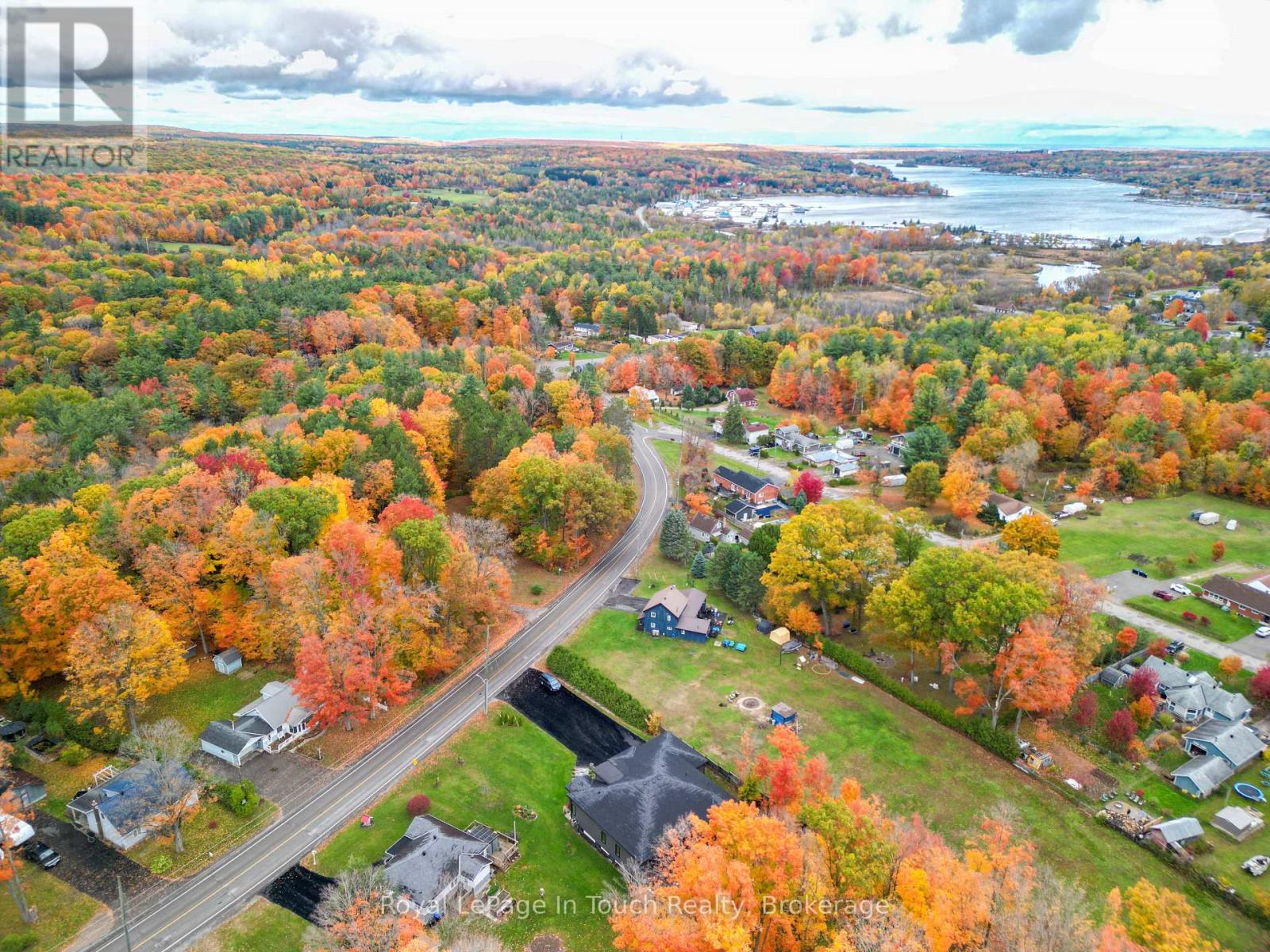 748 Overhead Bridge Road, Penetanguishene, Ontario  L9M 0V6 - Photo 36 - S13445186