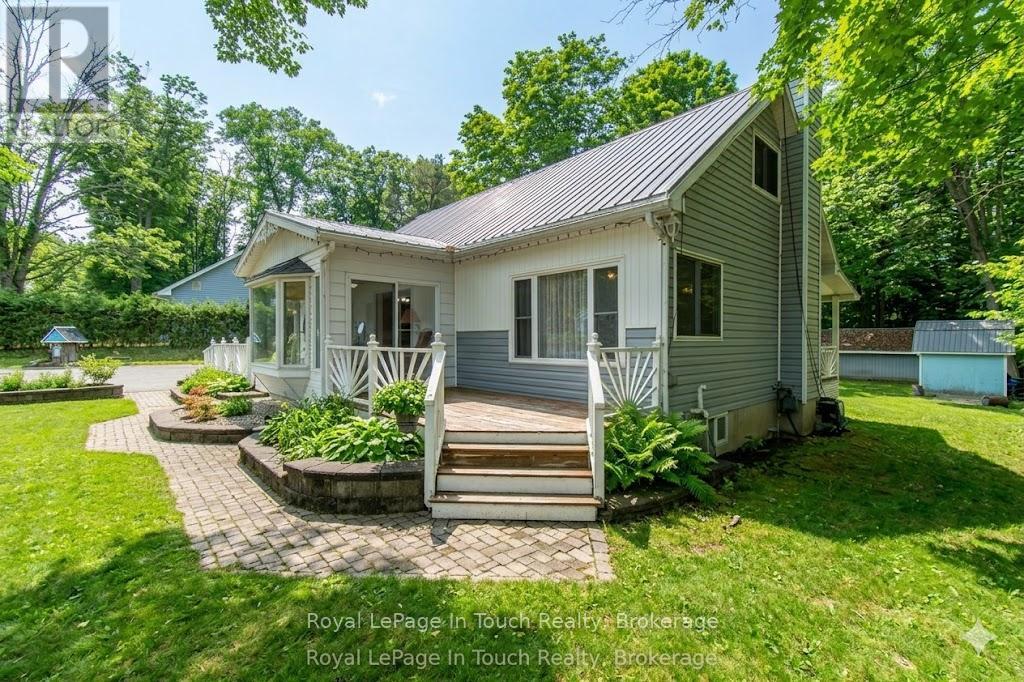 748 Overhead Bridge Road, Penetanguishene, Ontario  L9M 0V6 - Photo 4 - S13445186