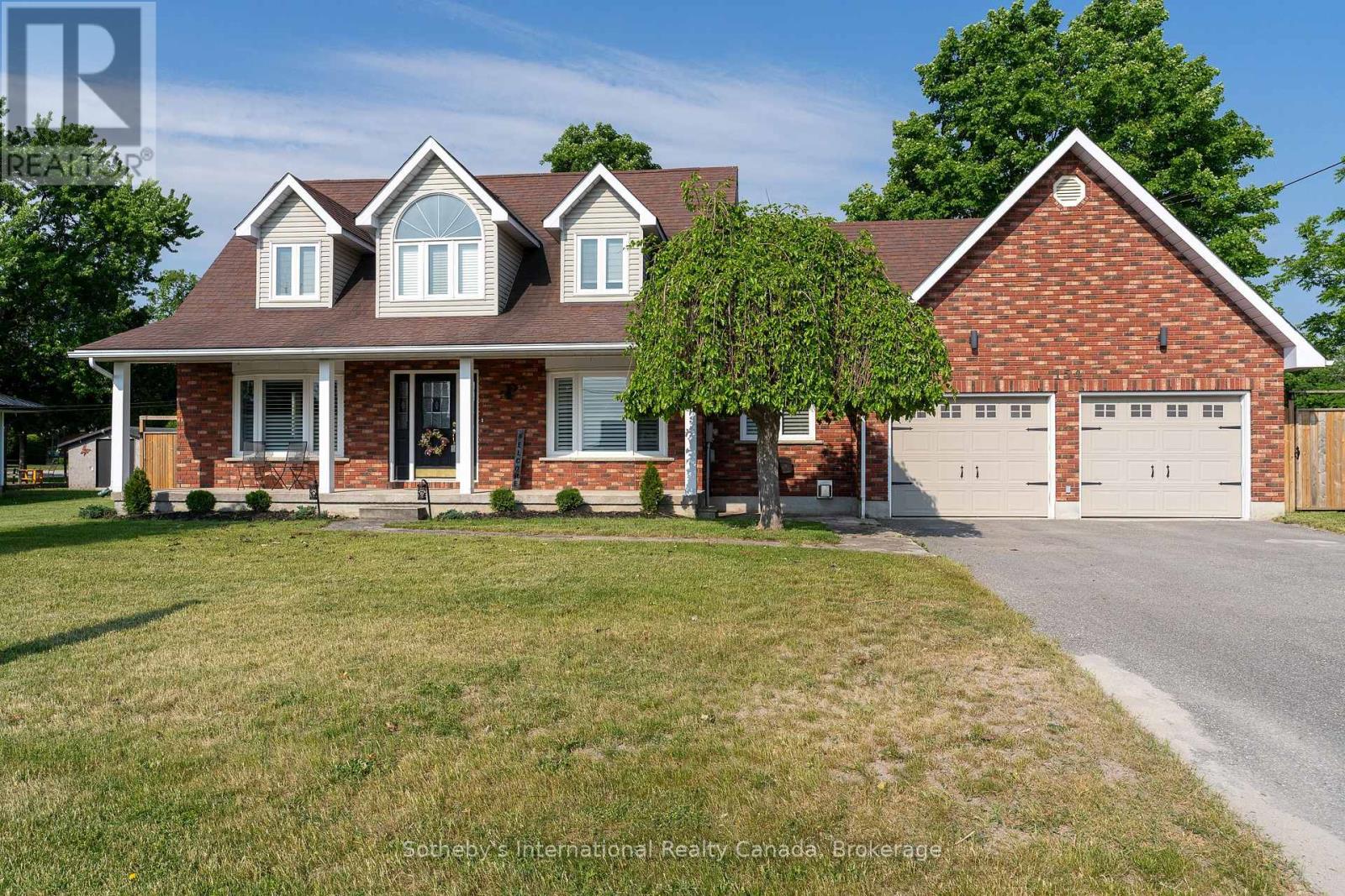154 Mary Street, Clearview, Ontario  L0M 1G0 - Photo 3 - S13445436