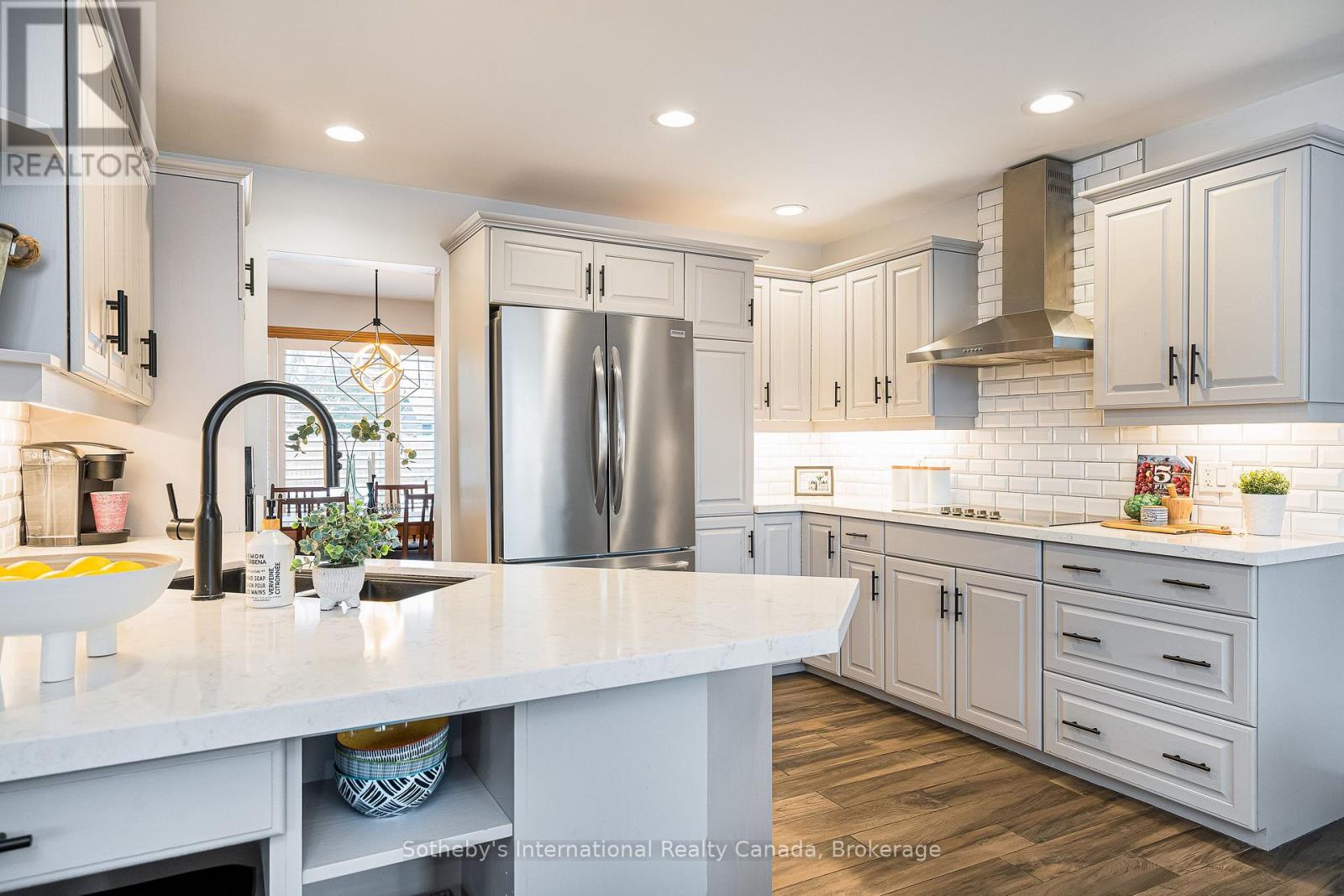154 Mary Street, Clearview, Ontario  L0M 1G0 - Photo 6 - S13445436