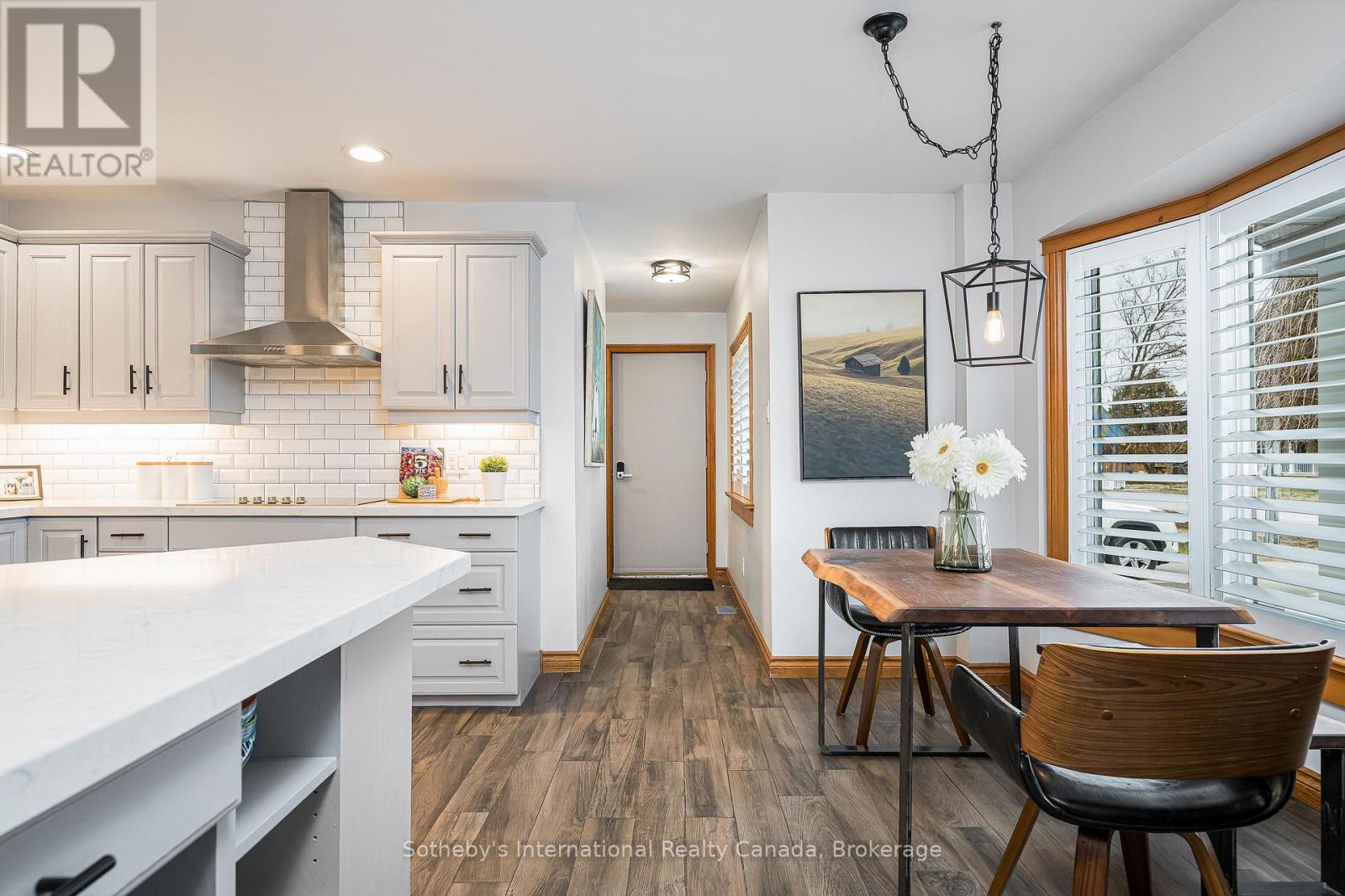 154 Mary Street, Clearview, Ontario  L0M 1G0 - Photo 7 - S13445436
