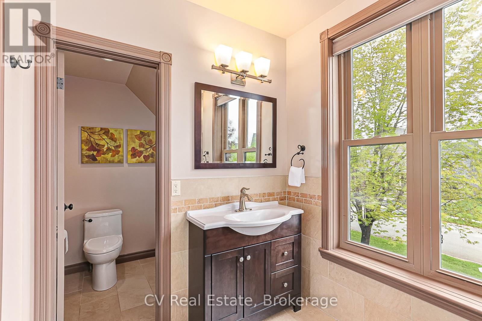 159 Snowbridge Way, Blue Mountains, Ontario  L9Y 0V1 - Photo 17 - X13445924
