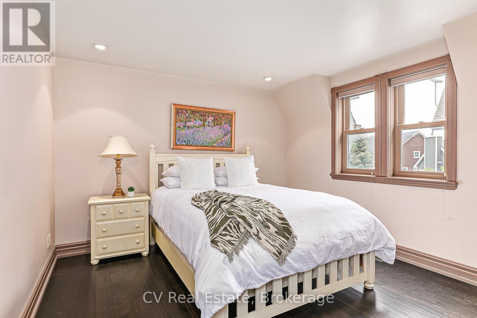 159 Snowbridge Way, Blue Mountains, Ontario  L9Y 0V1 - Photo 19 - X13445924