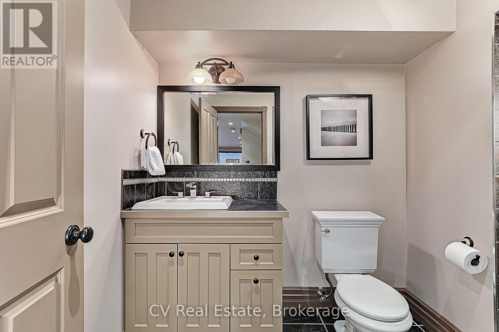 159 Snowbridge Way, Blue Mountains, Ontario  L9Y 0V1 - Photo 21 - X13445924