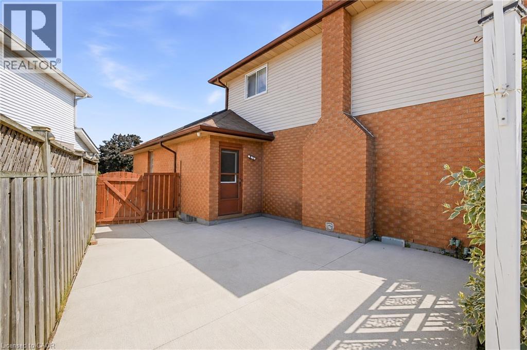 15 Talia Court, Hamilton, Ontario  L6E 4X8 - Photo 30 - 40839865