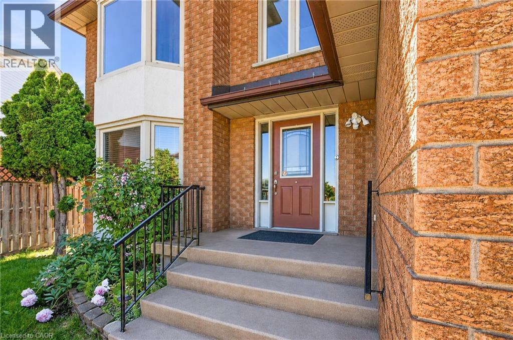 15 Talia Court, Hamilton, Ontario  L6E 4X8 - Photo 31 - 40839865